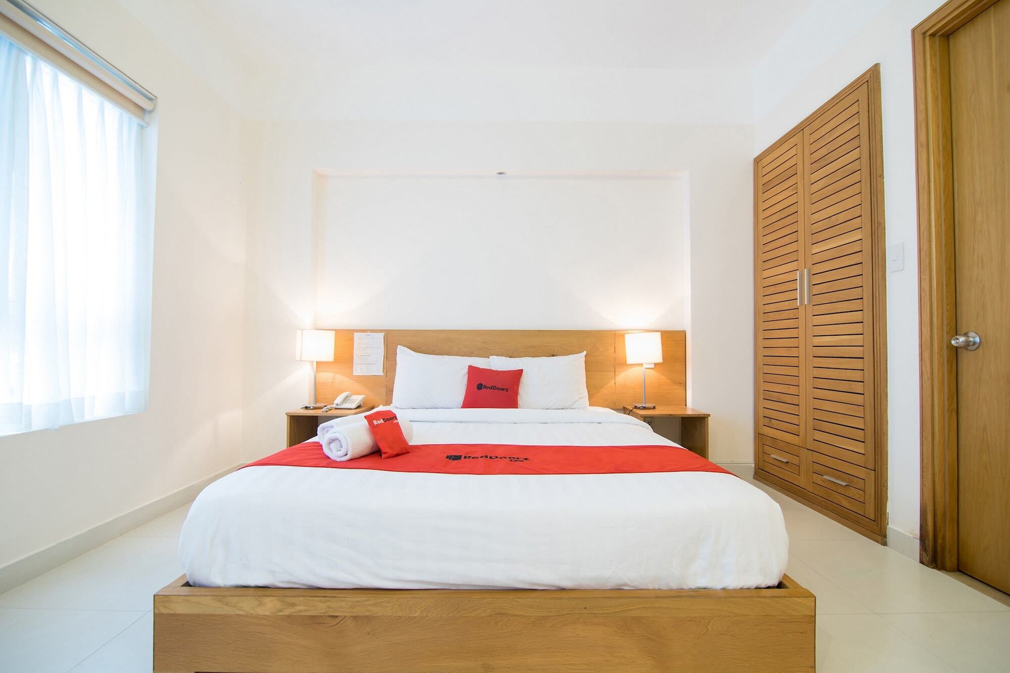 Reddoorz Plus Near Secc D7 TP. Hồ Chí Minh Ngoại thất bức ảnh