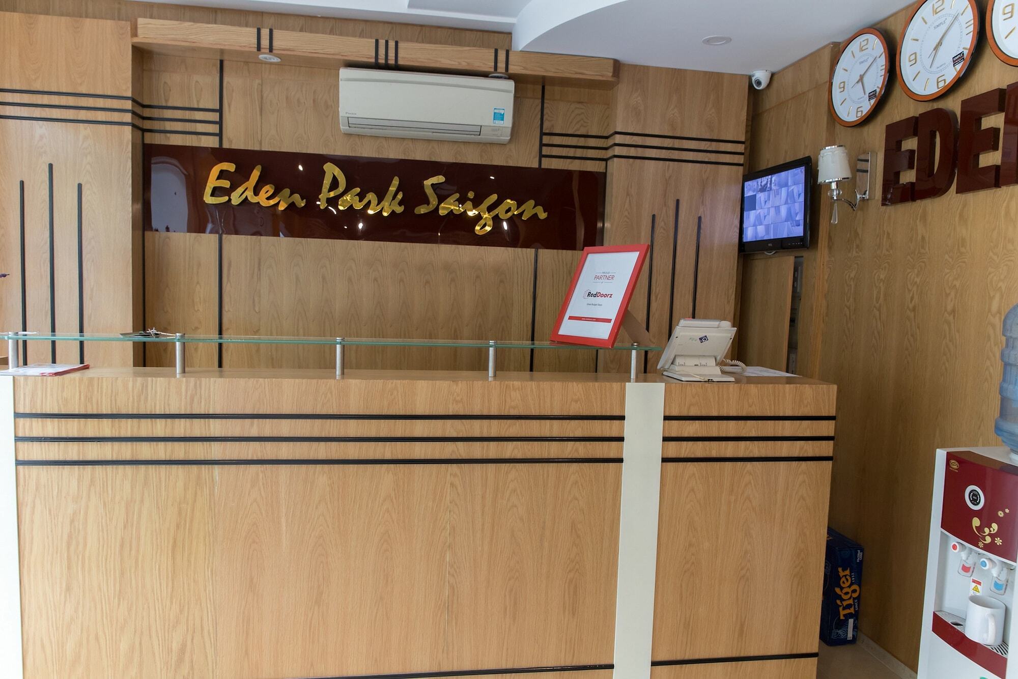Reddoorz Plus Near Secc D7 TP. Hồ Chí Minh Ngoại thất bức ảnh