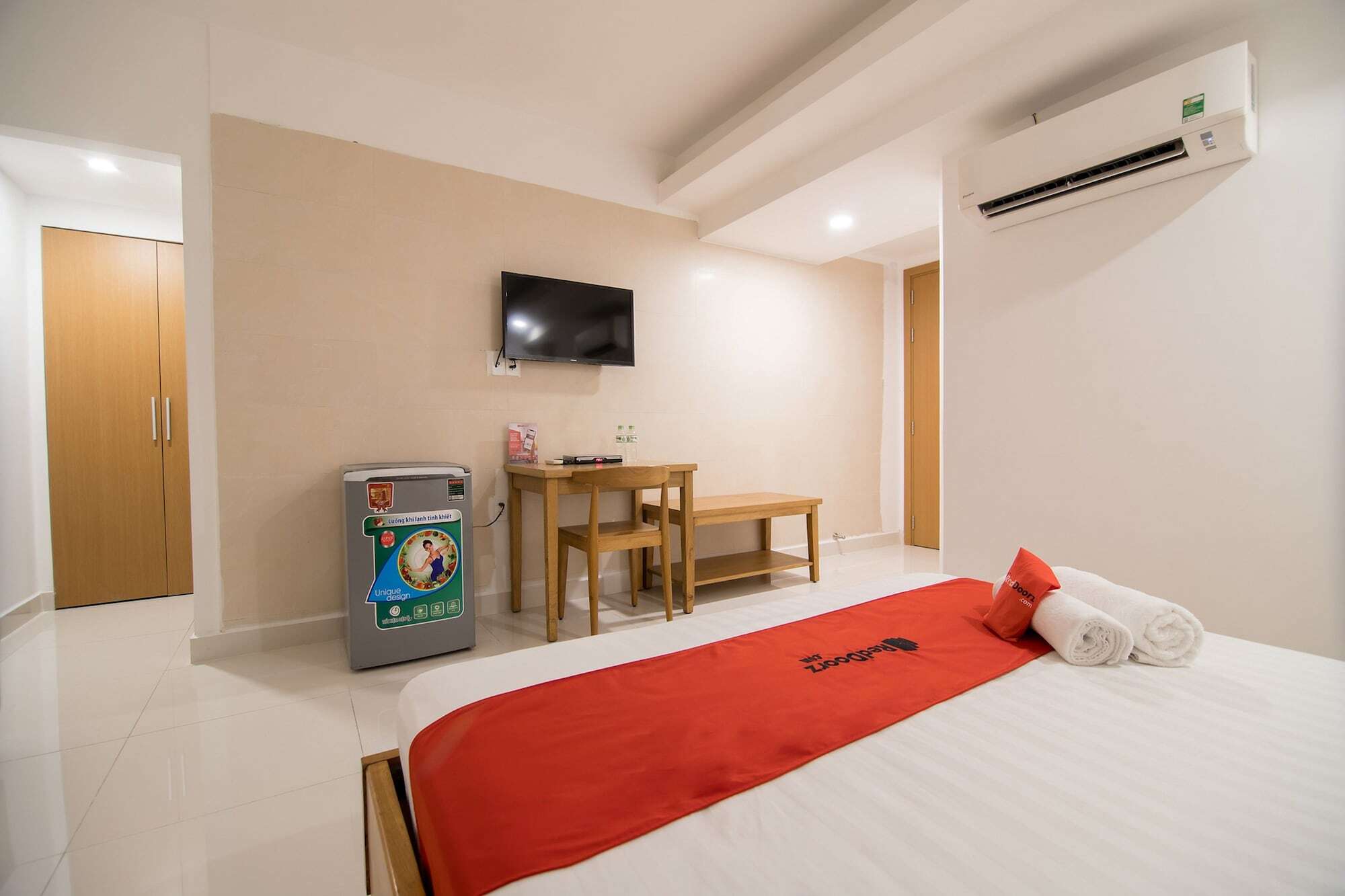 Reddoorz Plus Near Secc D7 TP. Hồ Chí Minh Ngoại thất bức ảnh